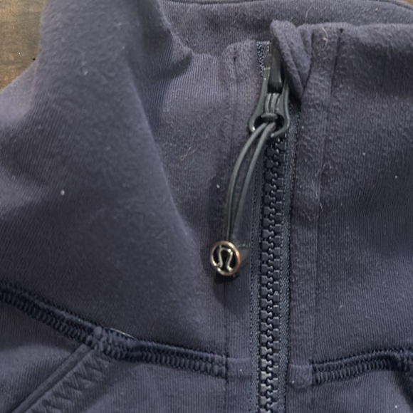 Lululemon define jacket size 4 purple - Picture 2 of 2